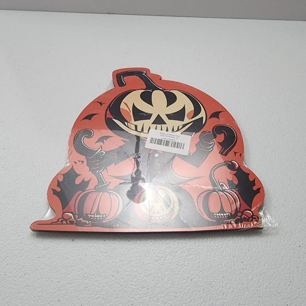 Small Painted Wood Halloween Picture With Stand Ornage Scary Pumkin New
